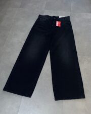 Reaven Black Embossed Jeans